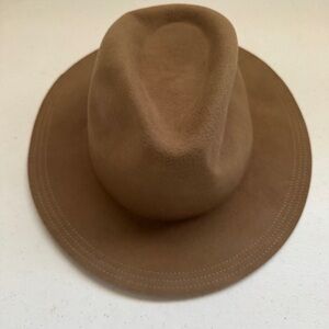 Olive & Pique Women's 100% Wool Hat Adjustable One Size Vintage Brown Casual